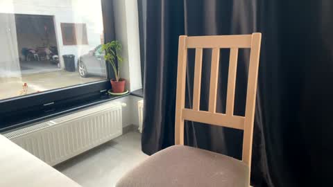 Nicol online show from November 2025 01:55:02 PM