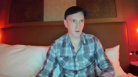 Snapshot of nyhudsonvalleyfun chatting on January 2025 05:01:01 AM HudsonValleyNYfun online show from January 2025 05:01:01 AM