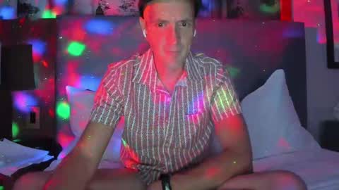 Snapshot of nyhudsonvalleyfun chatting on September 2025 02:57:01 AM HudsonValleyNYfun online show from September 2025 02:57:01 AM