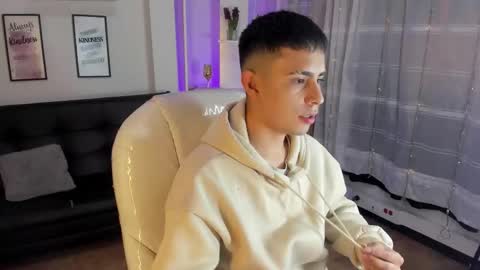 nyko_ds online show from November 2025 03:52:02 AM