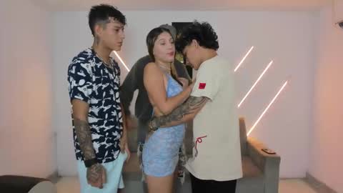 nympho_nathy_sophi online show from February 2026 01:26:02 PM