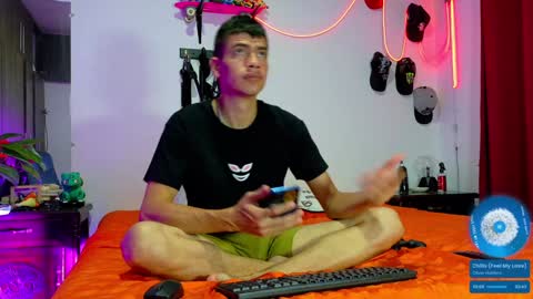 Snapshot of nymphobuddies chatting on January 2025 04:17:01 PM David and Steven Independents online show from January 2025 04:17:01 PM