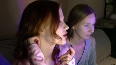 nyra_thira online show from March 2026 04:07:02 PM