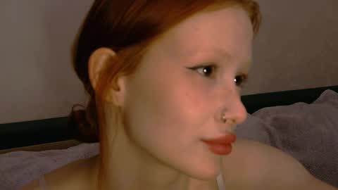 Snapshot of nyra_thira chatting on May 2026 10:59:01 PM nyra_thira online show from May 2026 10:59:01 PM