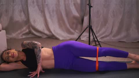 Snapshot of nyrobinova chatting on January 2025 10:16:02 AM nyrobinova online show from January 2025 10:16:02 AM