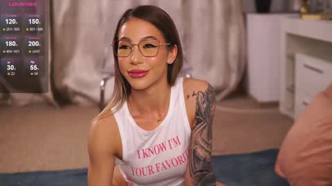 Snapshot of nyrobinova chatting on March 2025 04:16:02 AM nyrobinova online show from March 2025 04:16:02 AM