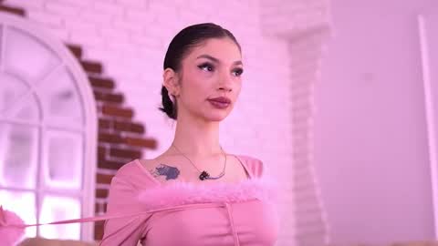 Nyssa online show from February 2026 06:17:02 PM