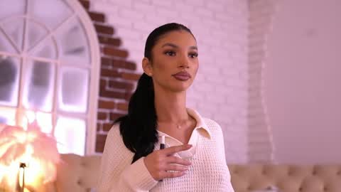 Nyssa online show from April 2026 05:44:01 PM