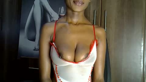 Snapshot of nyverra chatting on June 2026 06:52:02 AM nyverra online show from June 2026 06:52:02 AM