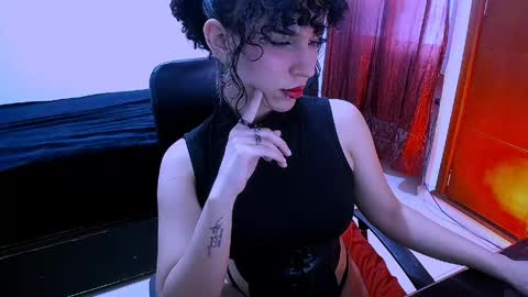 Snapshot of nyxxei chatting on April 2026 09:50:01 PM Nyxxei online show from April 2026 09:50:01 PM