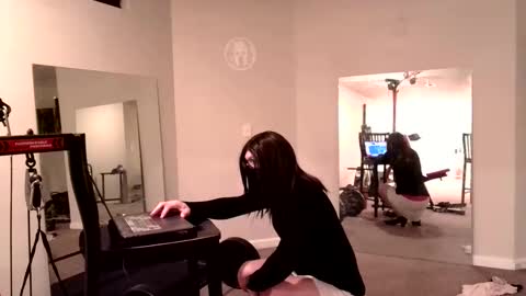 obedientsissycuck online show from November 2025 12:42:02 PM