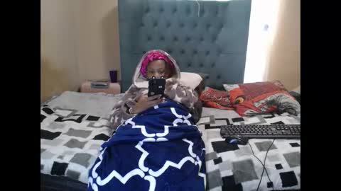 Snapshot of obsessedmimi chatting on May 2026 07:03:01 AM obsessedmimi online show from May 2026 07:03:01 AM