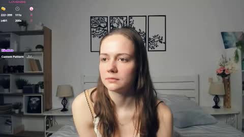 Snapshot of obsidiva chatting on February 2026 08:25:01 PM Elis online show from February 2026 08:25:01 PM