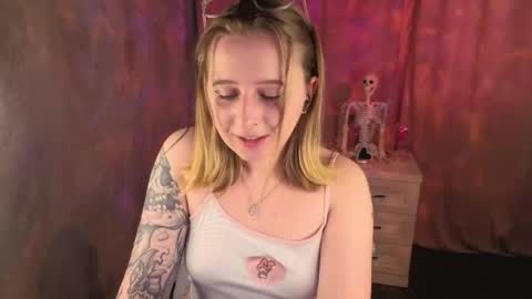 Lili 3 online show from May 2026 12:39:02 AM