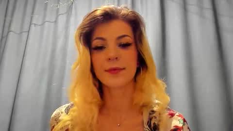 Snapshot of octopus_pink chatting on January 2026 04:20:01 PM Pinky online show from January 2026 04:20:01 PM