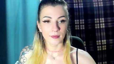 Snapshot of octopus_pink chatting on January 2026 10:24:02 PM Pinky online show from January 2026 10:24:02 PM