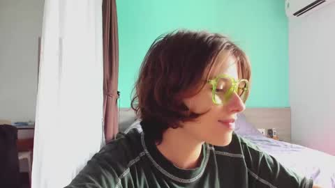 Evie online show from December 2024 05:26:01 AM