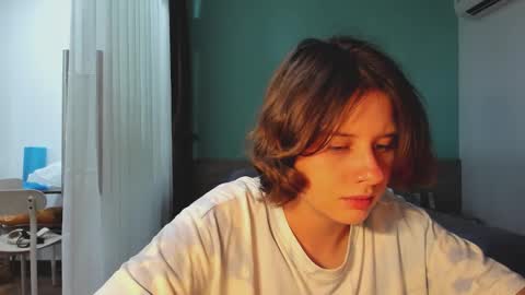 Evie online show from December 2024 12:51:02 PM