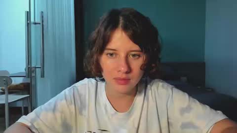 Evie online show from December 2024 01:55:02 PM