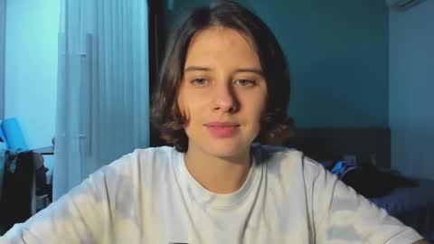 Evie online show from January 2025 01:51:01 PM