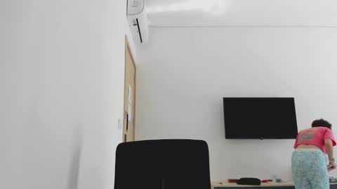 Snapshot of octopussy69x chatting on February 2026 08:19:01 AM Evie online show from February 2026 08:19:01 AM