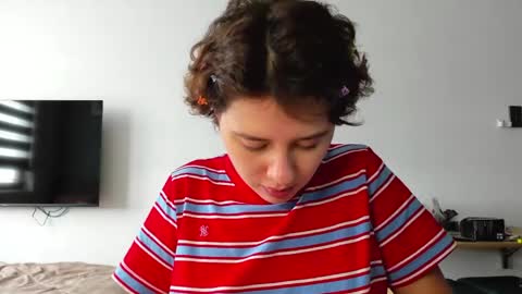 Evie online show from April 2026 05:38:02 AM