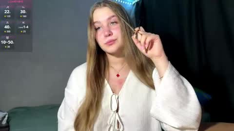 Lili online show from May 2026 02:25:01 PM