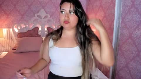 Snapshot of odtte_sweet chatting on May 2026 06:16:02 PM Mia online show from May 2026 06:16:02 PM
