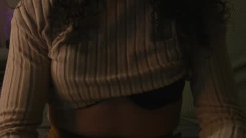 Offelie online show from November 2025 08:13:01 AM