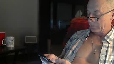 Officer online show from December 2024 11:53:02 PM