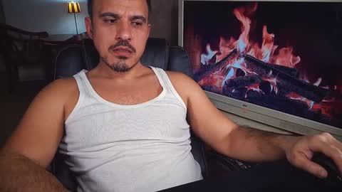 officeman7 online show from January 2025 04:34:02 PM