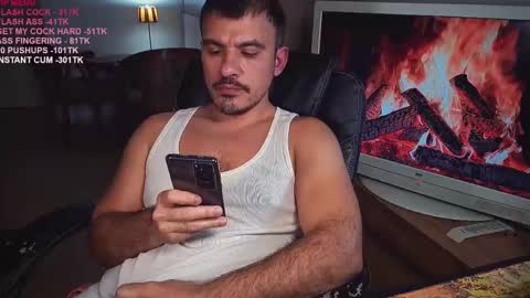 officeman7 online show from March 2025 05:33:01 PM