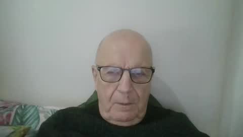 Snapshot of oggi95 chatting on January 2025 12:58:01 PM oggi95 online show from January 2025 12:58:01 PM