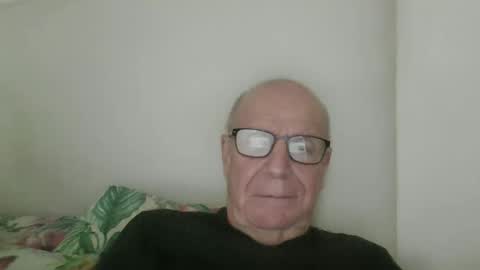 oggi95 online show from December 2025 02:54:01 PM