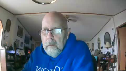 Snapshot of ogusbogus chatting on November 2025 12:19:02 PM Maximus No Mo online show from November 2025 12:19:02 PM