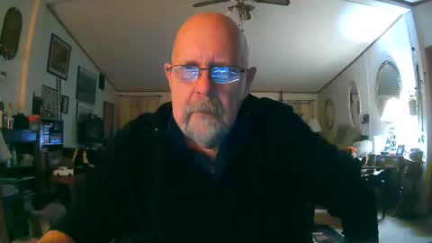 Snapshot of ogusbogus chatting on January 2026 02:16:02 AM Maximus No Mo online show from January 2026 02:16:02 AM