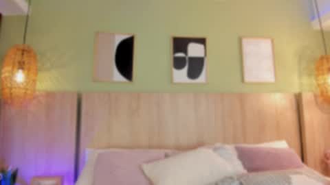 Snapshot of oh_hollyy chatting on February 2026 11:22:01 AM Holly online show from February 2026 11:22:01 AM