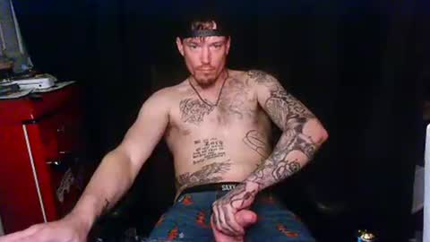 Snapshot of oh_you_know69 chatting on February 2026 02:02:01 PM who dares toss me some tips lets have fun online show from February 2026 02:02:01 PM