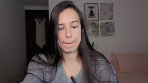 ohanna_ online show from March 2026 11:43:01 PM