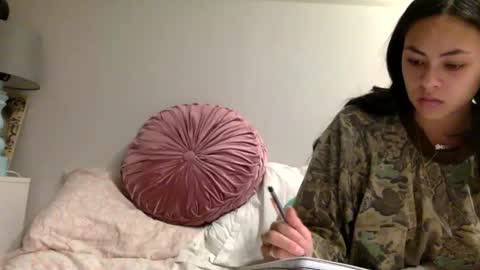 Snapshot of ohaufurt chatting on December 2024 04:45:01 AM ohaufurt online show from December 2024 04:45:01 AM