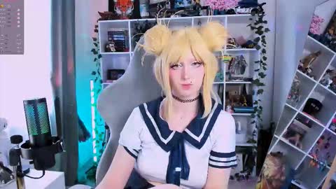 Clementine  Clem  online show from October 2025 08:04:02 AM