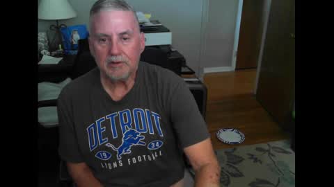 Snapshot of ohfukitsbob chatting on September 2025 03:24:01 PM ohfukitsbob online show from September 2025 03:24:01 PM