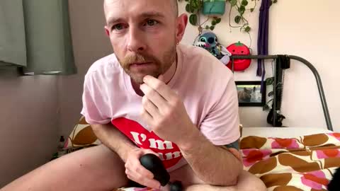 Snapshot of ohhhhhsurrender chatting on October 2025 01:31:01 PM ohhhhhsurrender online show from October 2025 01:31:01 PM