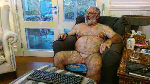 Snapshot of ohjonny55 chatting on November 2025 08:13:01 AM Ohjonny online show from November 2025 08:13:01 AM