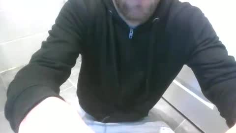 Snapshot of ohmibodslave chatting on October 2025 03:35:01 PM TheDee online show from October 2025 03:35:01 PM
