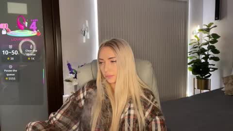 Emma online show from January 2026 01:11:01 AM