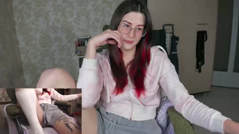 Kmmy online show from September 2025 03:12:01 AM