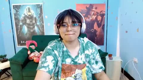 Snapshot of ohmysqueak chatting on May 2026 01:49:02 PM ohmysqueak online show from May 2026 01:49:02 PM