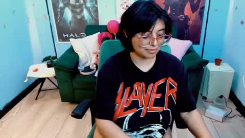 Snapshot of ohmysqueak chatting on May 2026 01:55:01 AM ohmysqueak online show from May 2026 01:55:01 AM