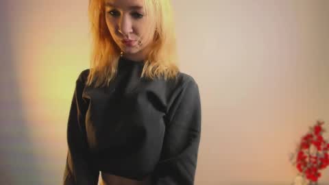 Emi and Ohpi online show from March 2026 02:18:01 PM